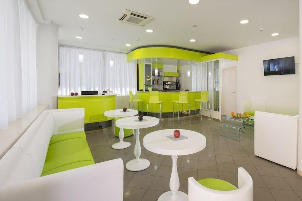 Hotel Scarlet Rimini Extérieur photo